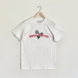NEW Jesus Loves You. Flower Graphic Natural White T Shirt Adult size Medium